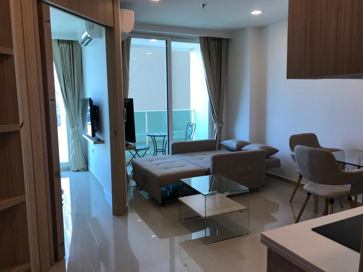 City Garden Tower Condo By Som Pattaya Esterno foto